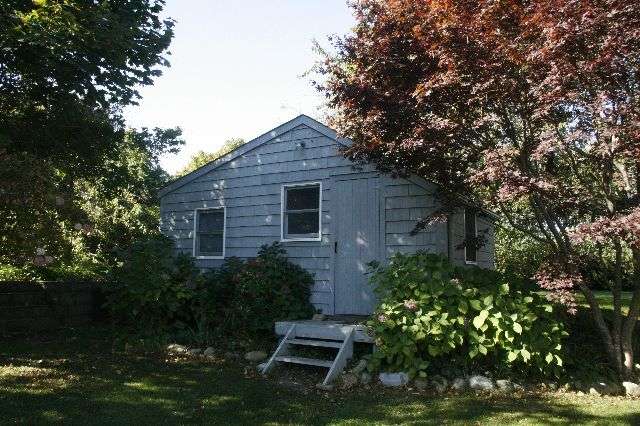 Montauk Secret Cottage - Exterior